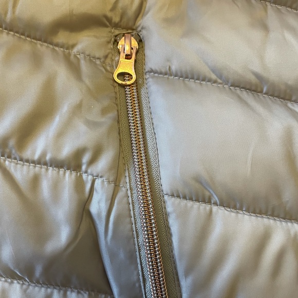 Sz XL Champagne puffer coat with rose gold zippers nwot - Picture 4 of 5